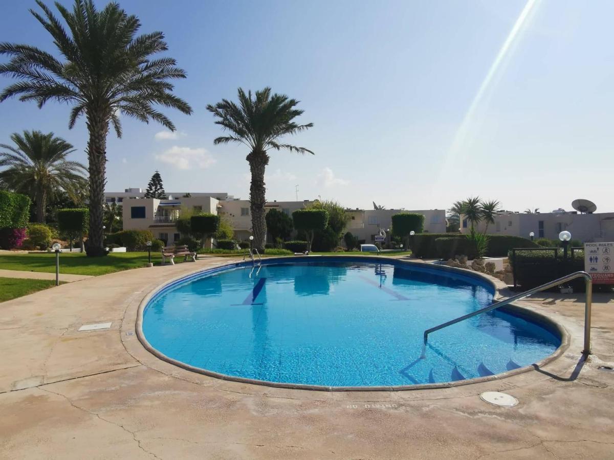 Ocean Pearl Apartment Peyia Exterior photo